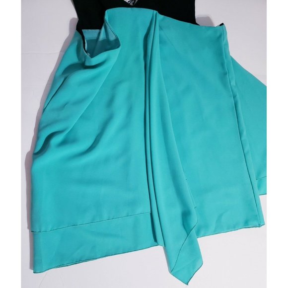 Rinascimiento Top Large Asymmetrical Hem - Picture 4 of 4